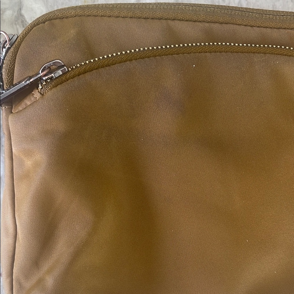 Lululemon Brown Crossbody Bag - Picture 5 of 7